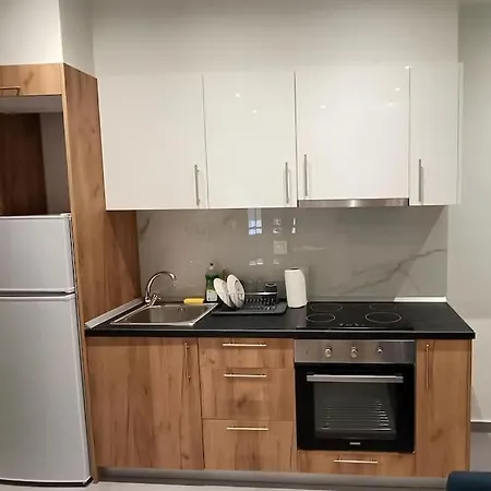 Voula's Apartment, Apartment